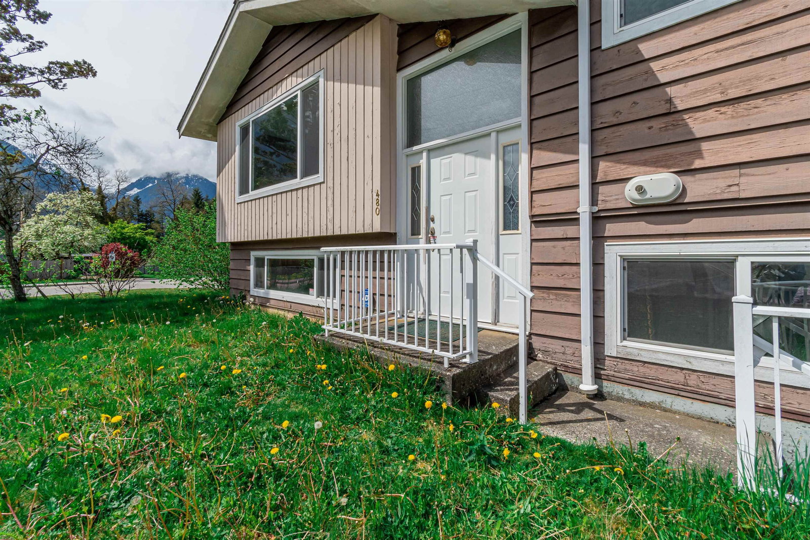Listing Image 9