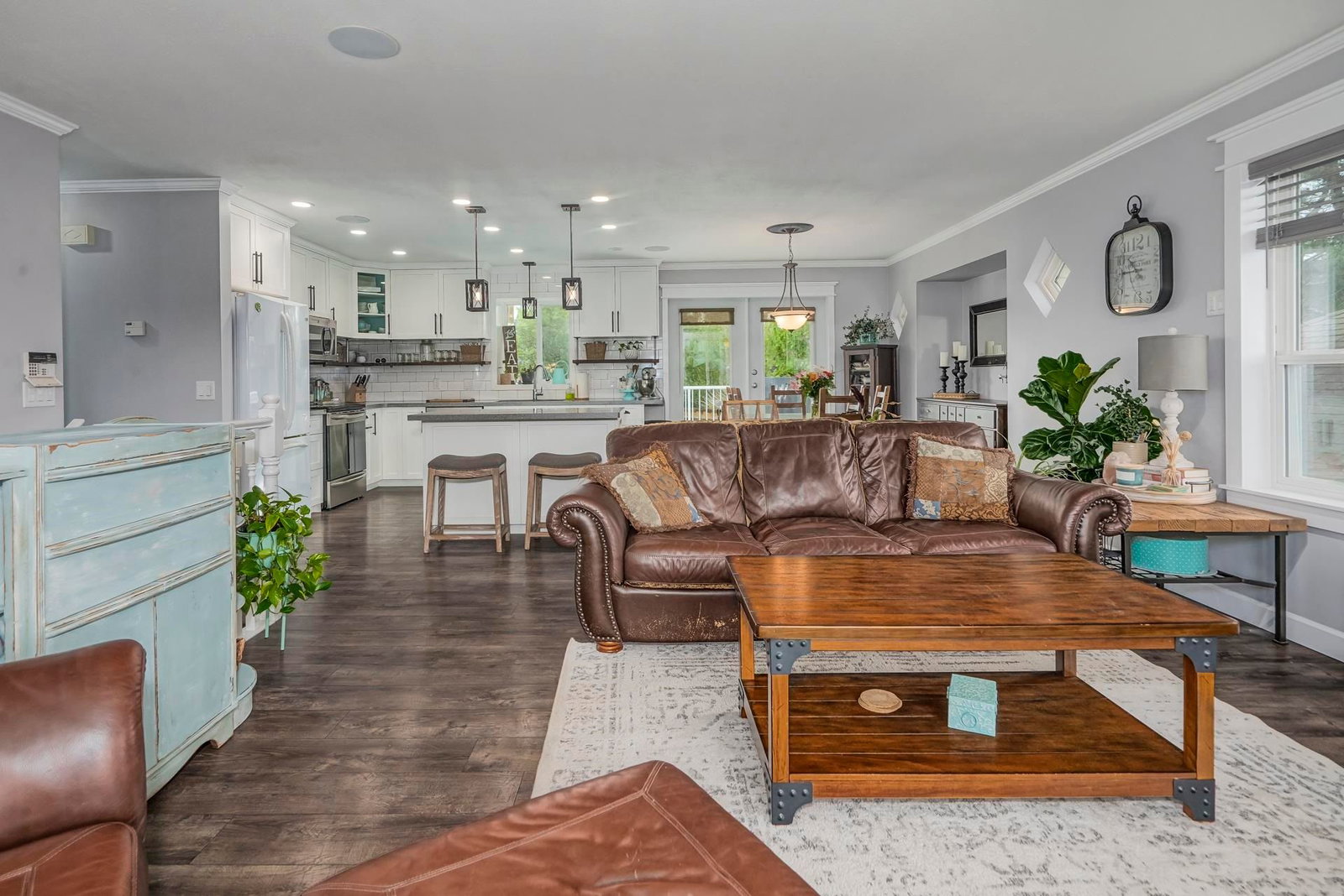 Listing Image 13