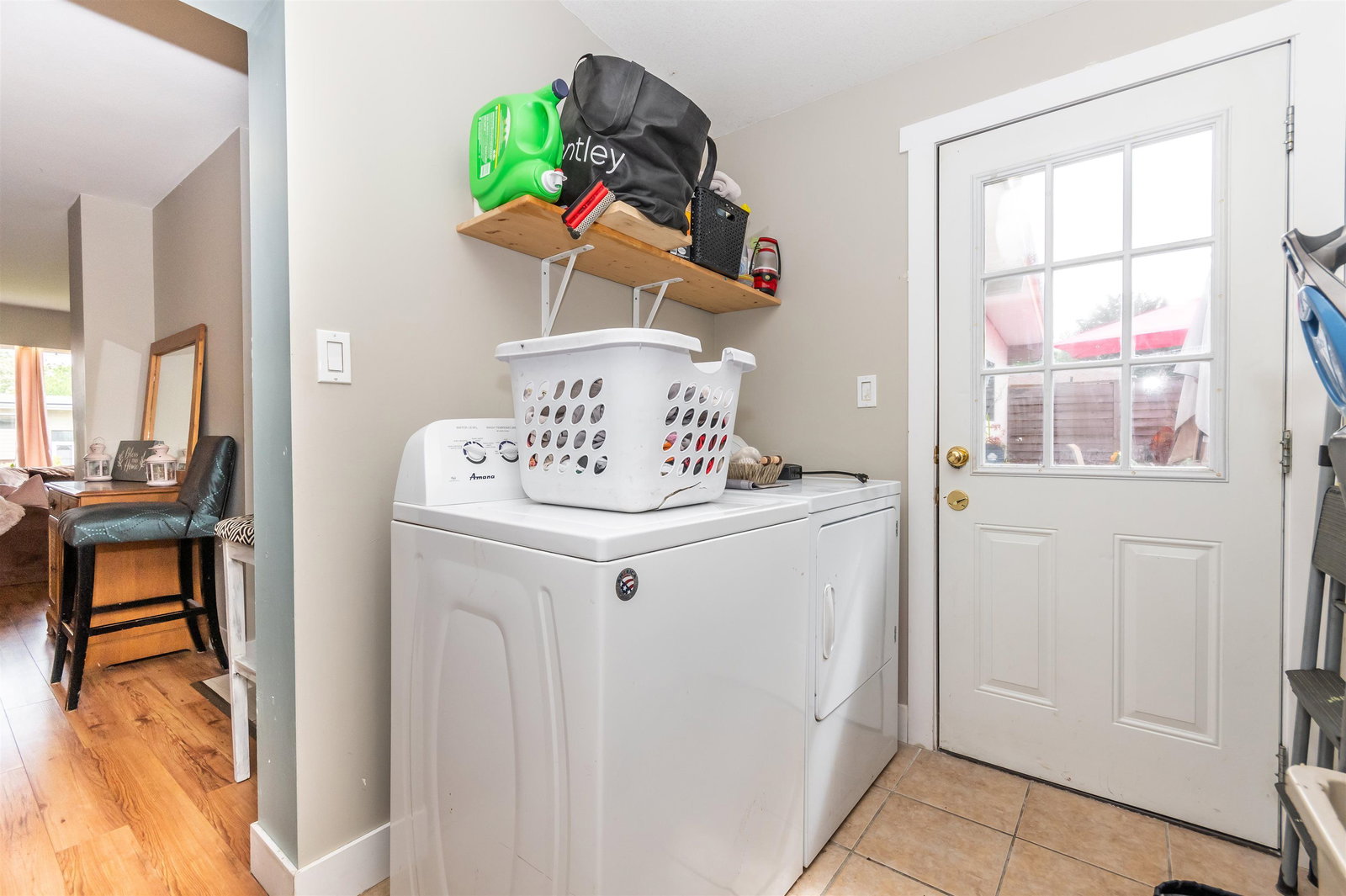 Listing Image 16