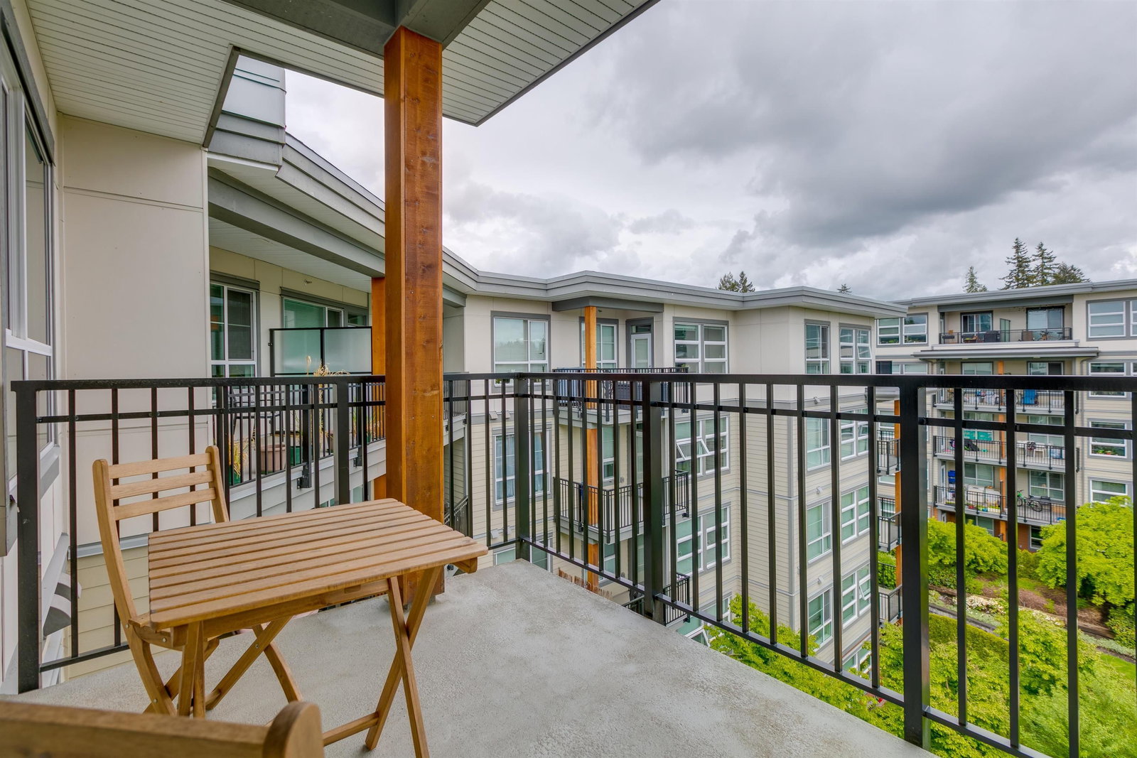 Listing Image 14