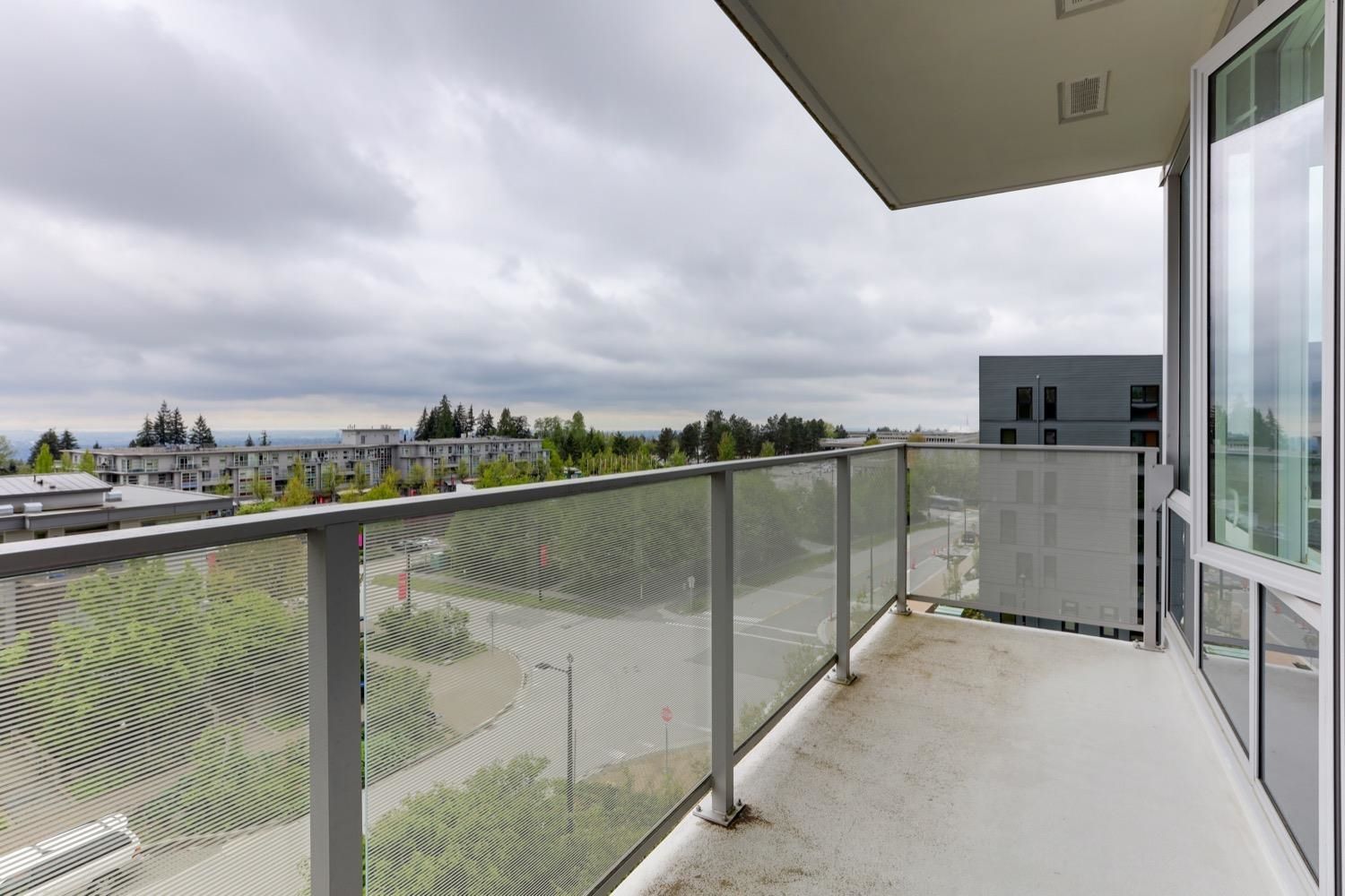 Listing Image 17