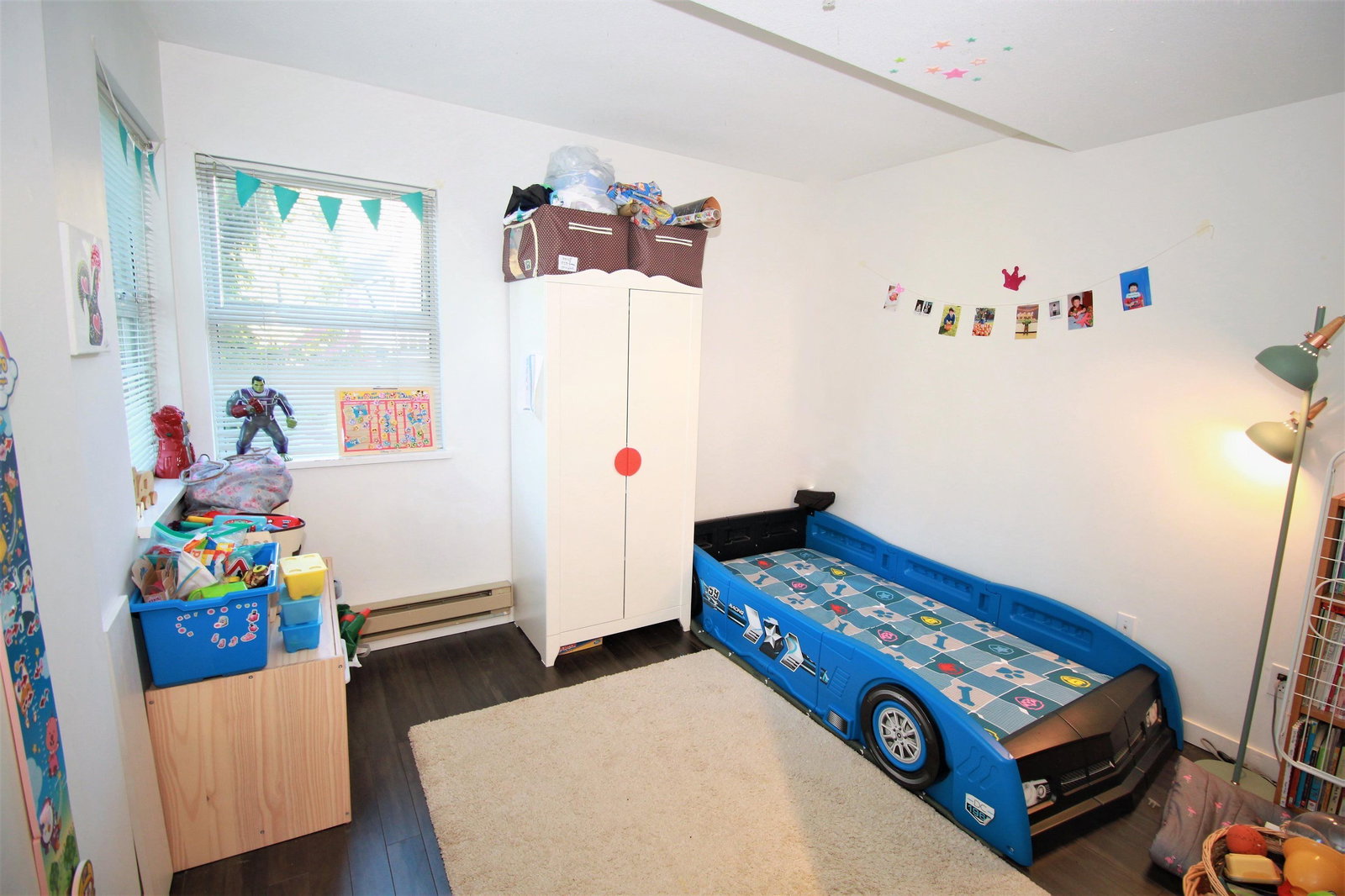 Listing Image 12