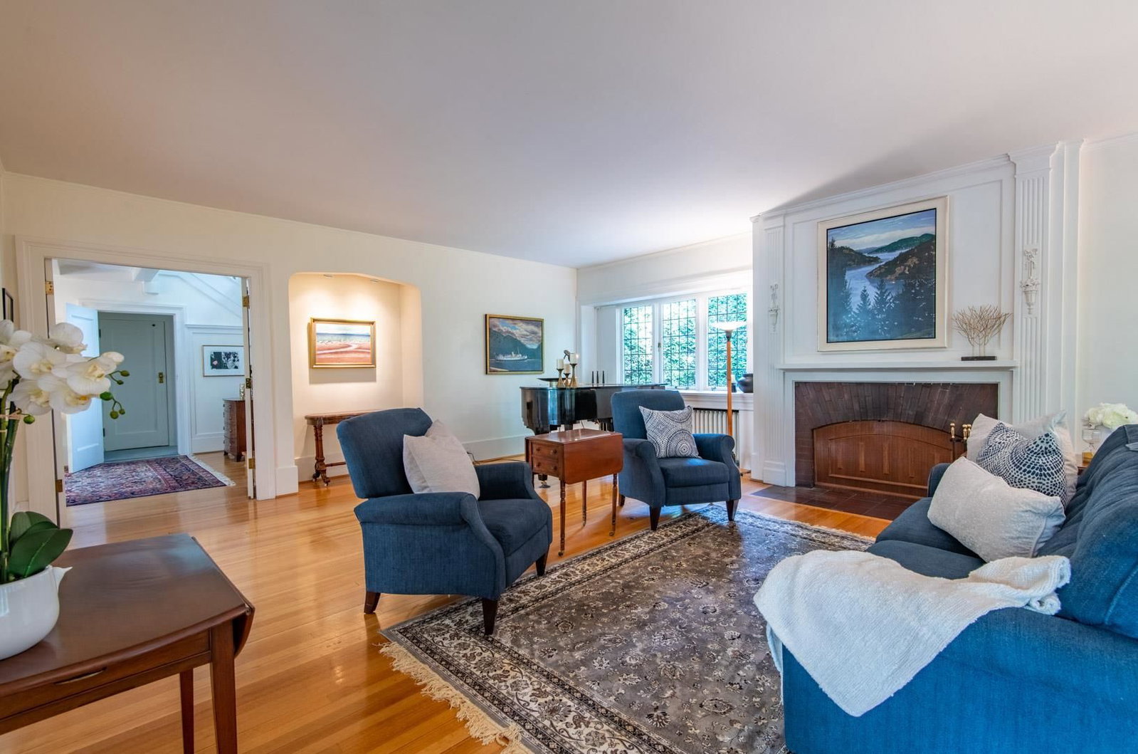 Listing Image 12