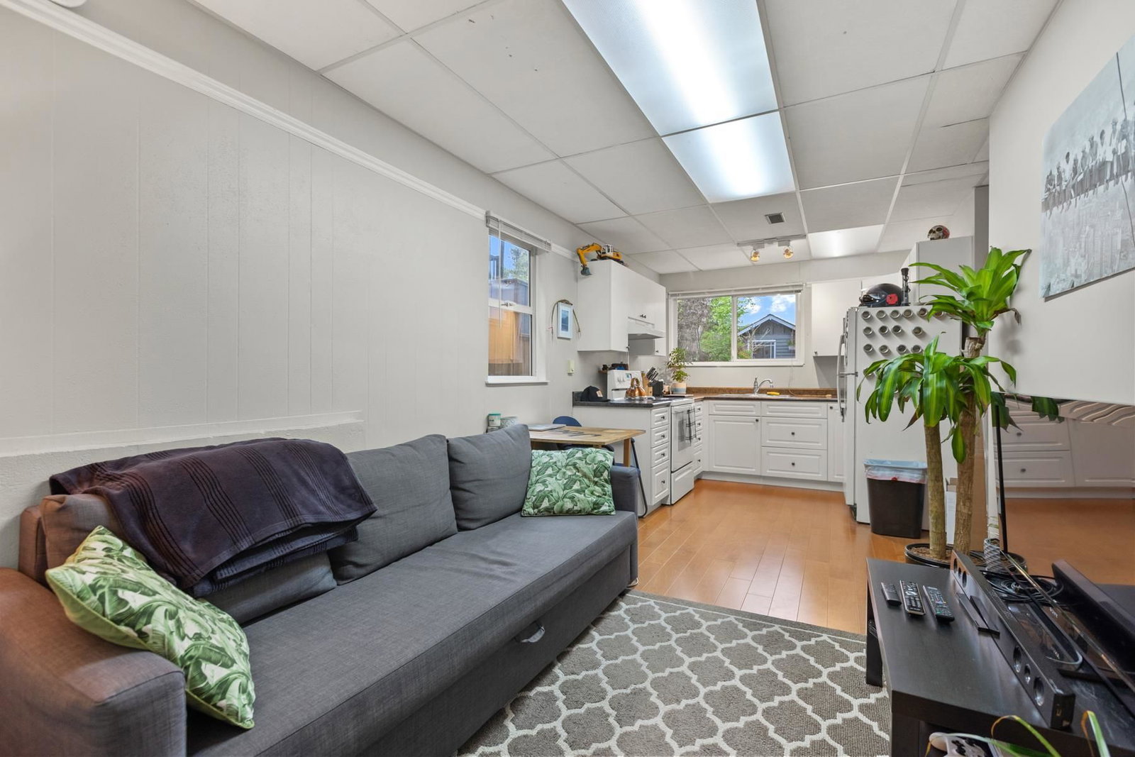 Listing Image 22
