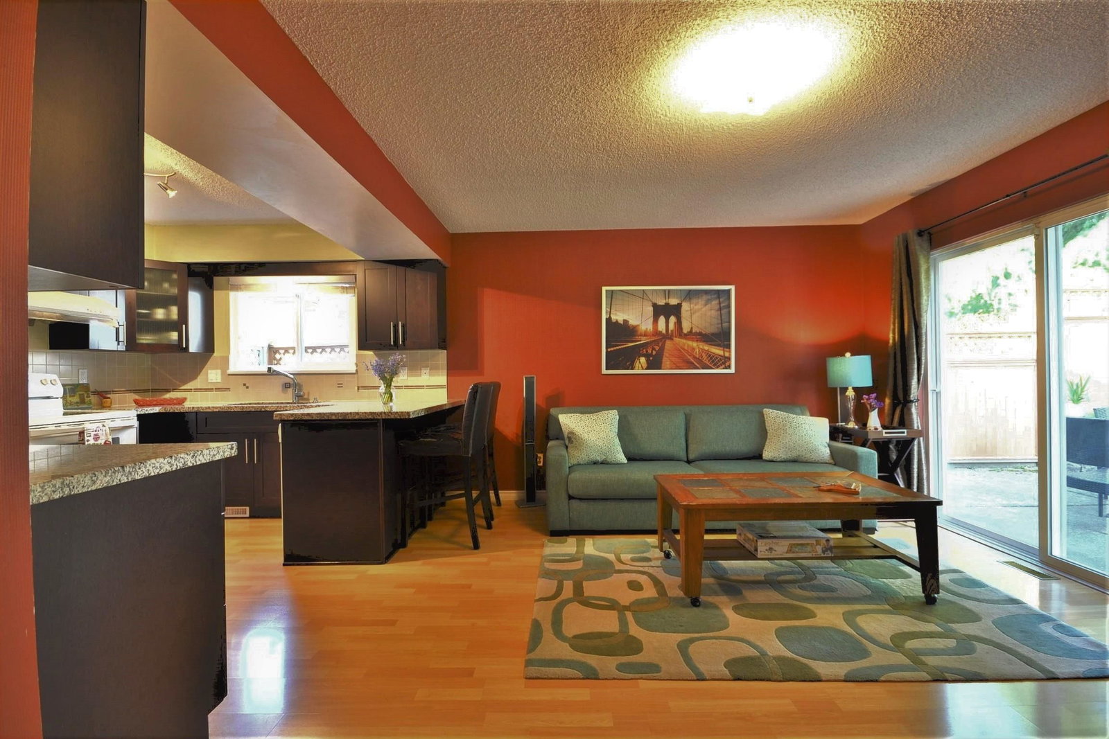 Listing Image 11