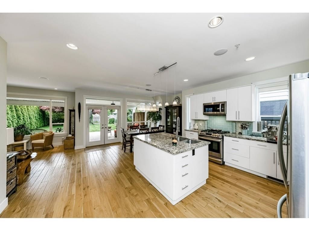 Listing Image 15