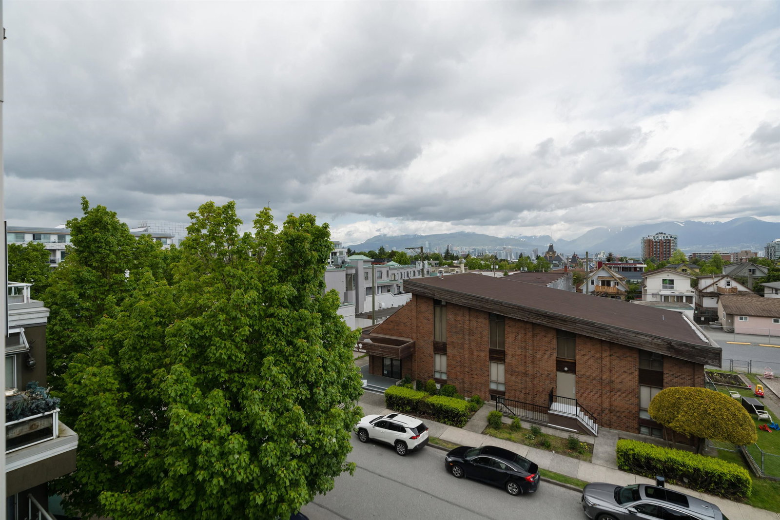 Listing Image 23