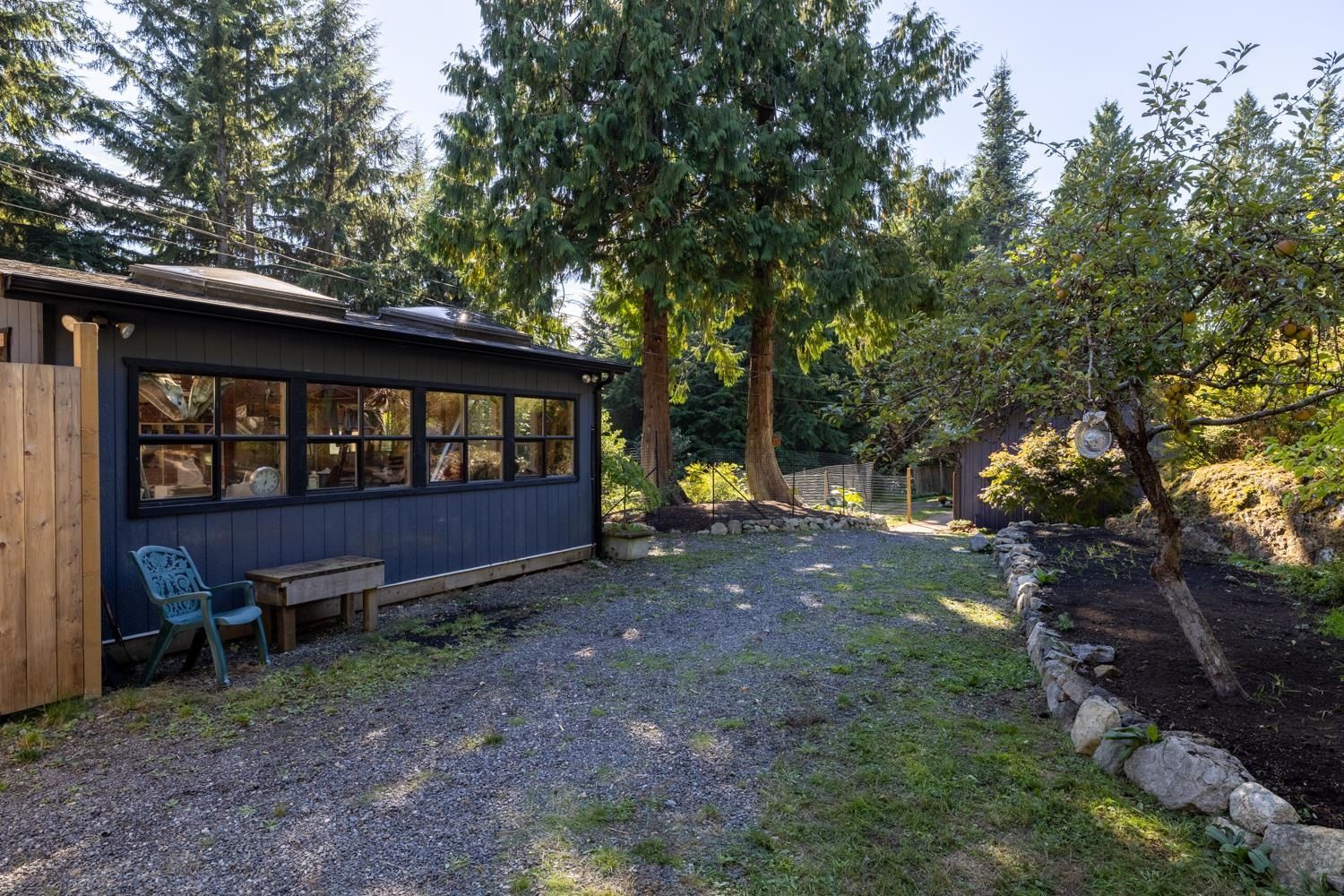 Listing Image 19