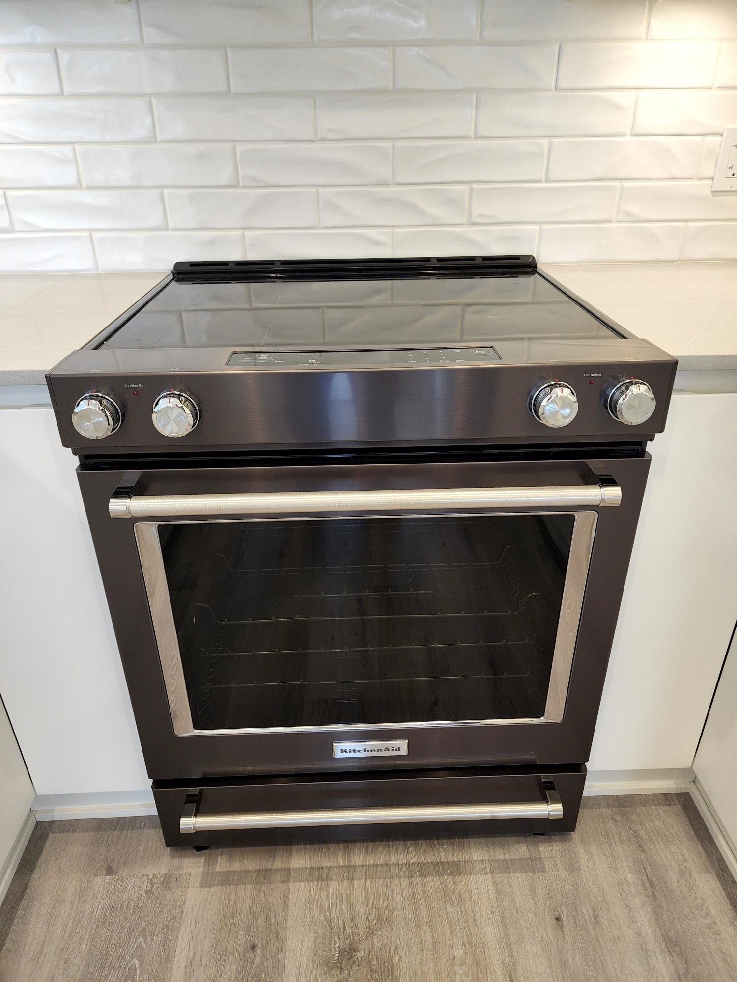 Listing Image 10