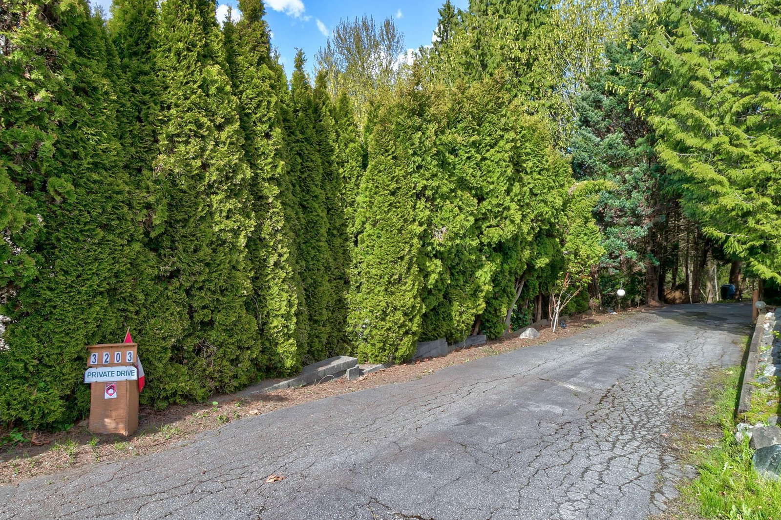 Listing Image 17