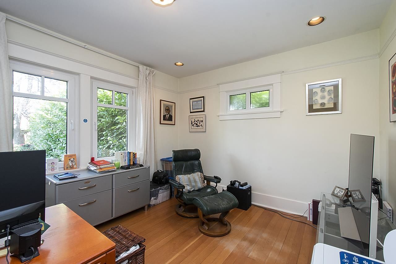 Listing Image 14