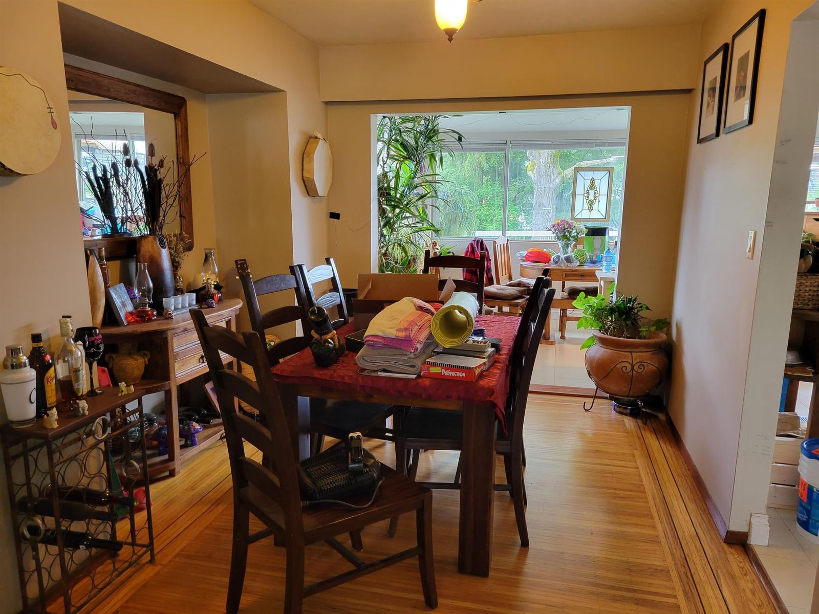 Listing Image 5