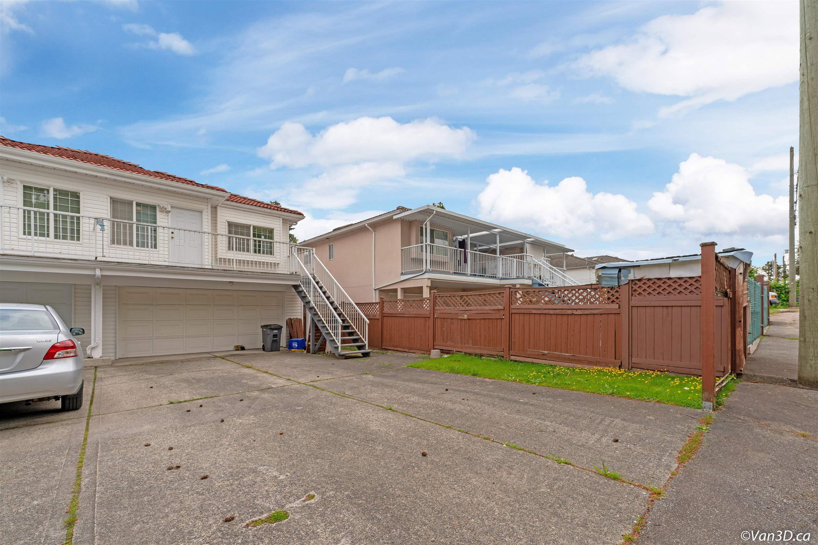 Listing Image 11