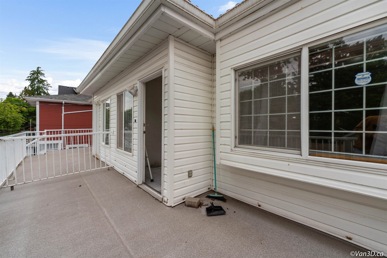 Listing Image 13