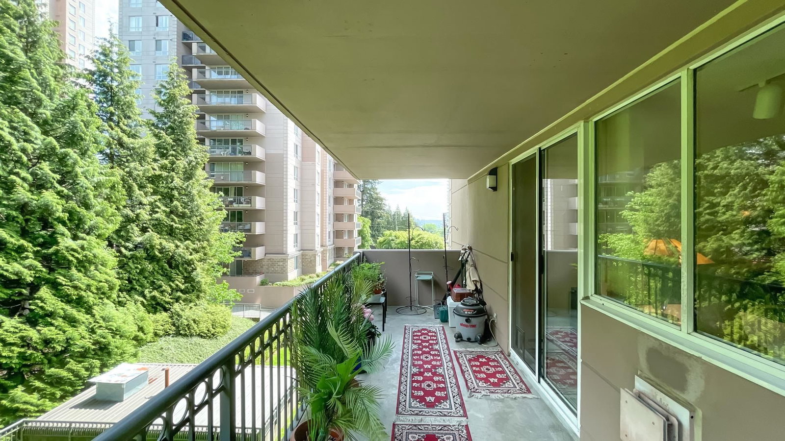 Listing Image 24