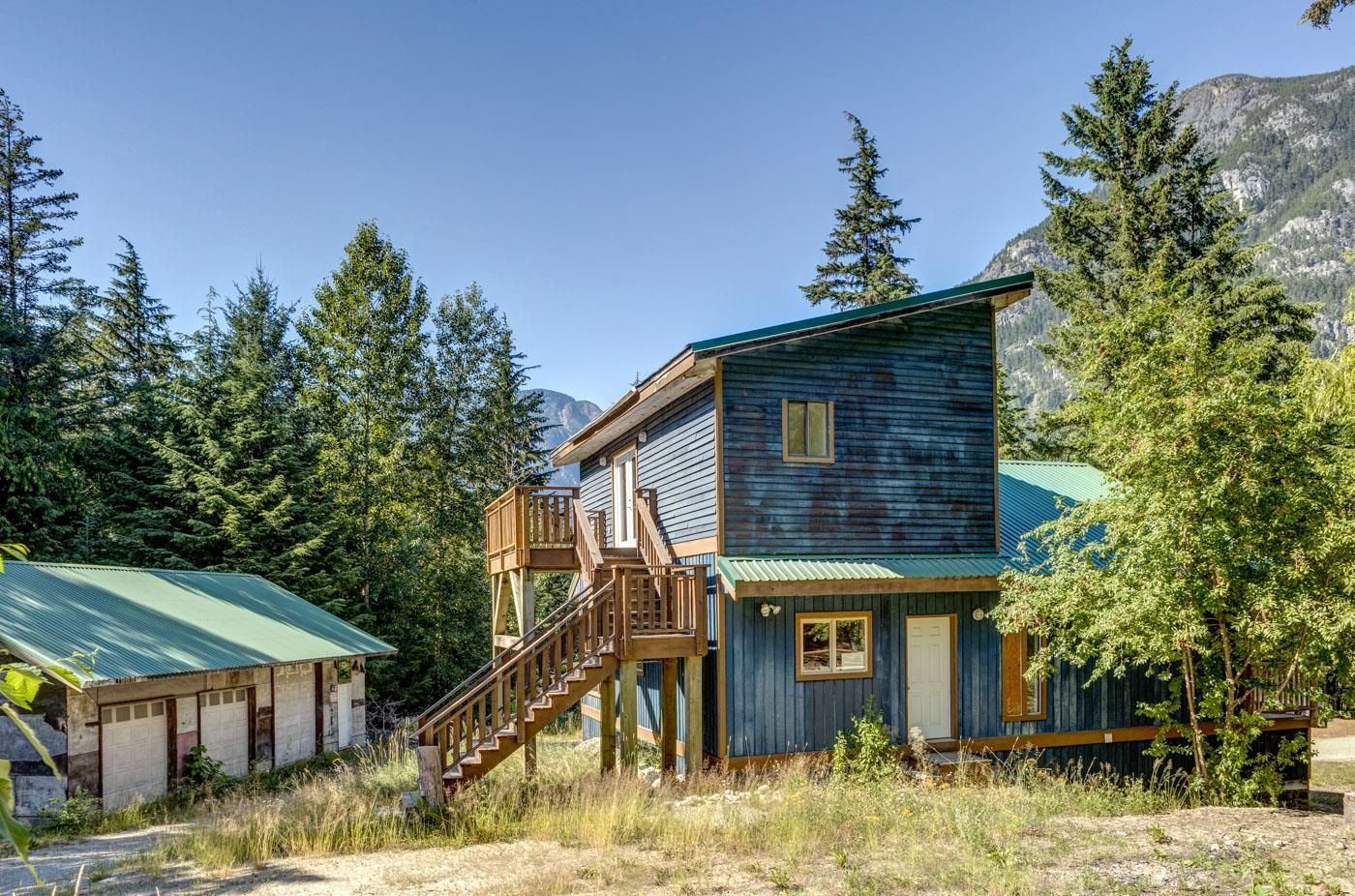 Listing Image 4