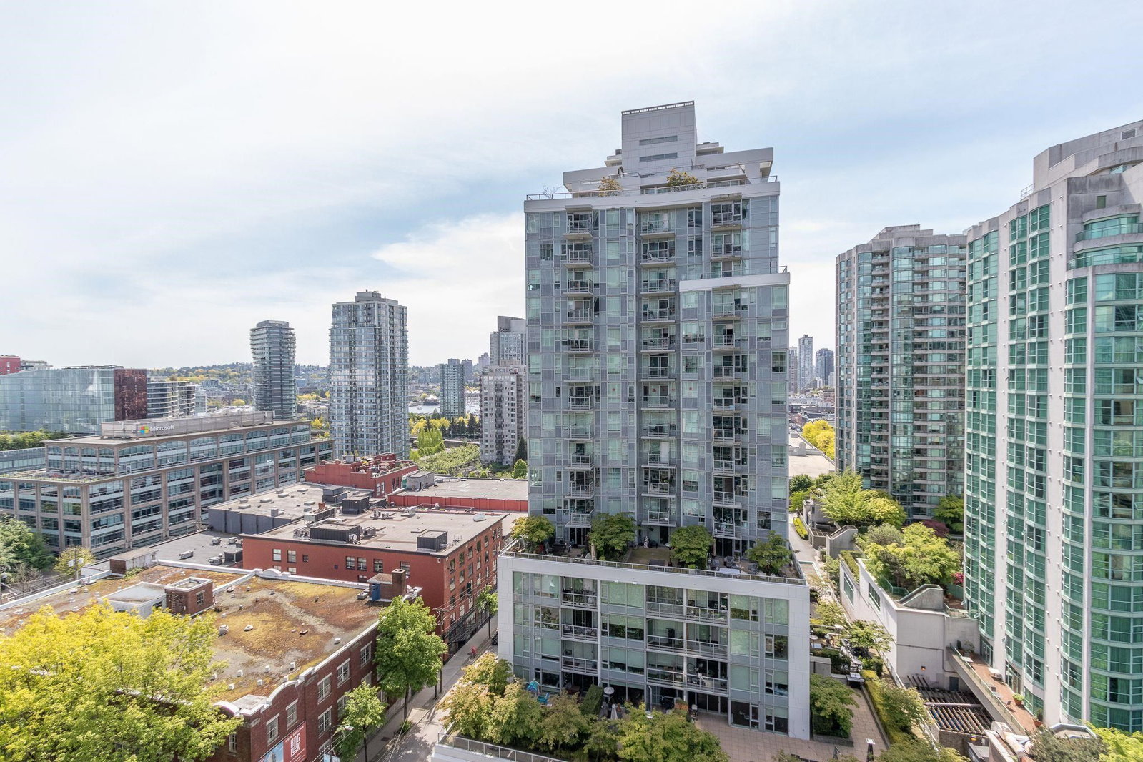 Listing Image 10