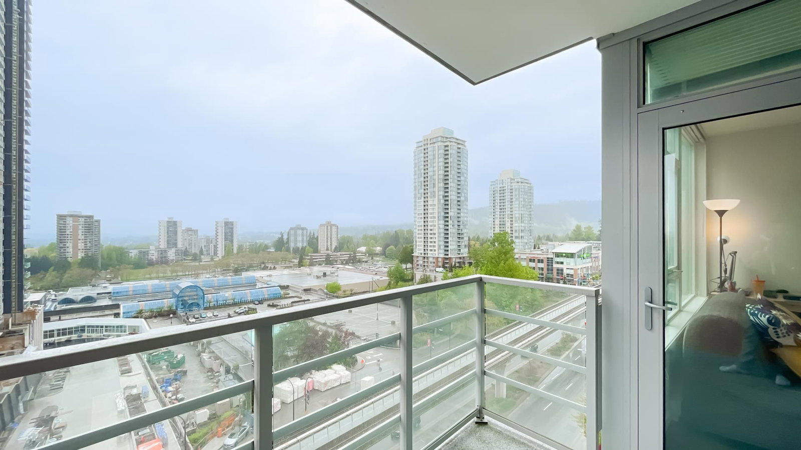 Listing Image 10