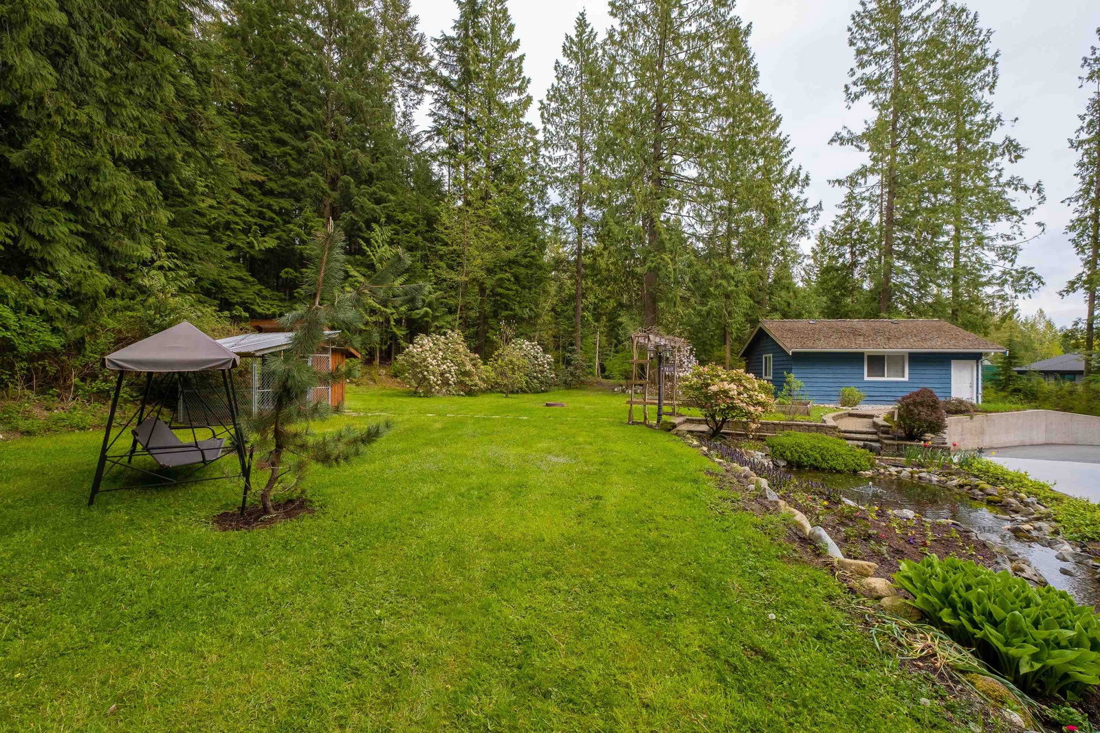 Listing Image 12
