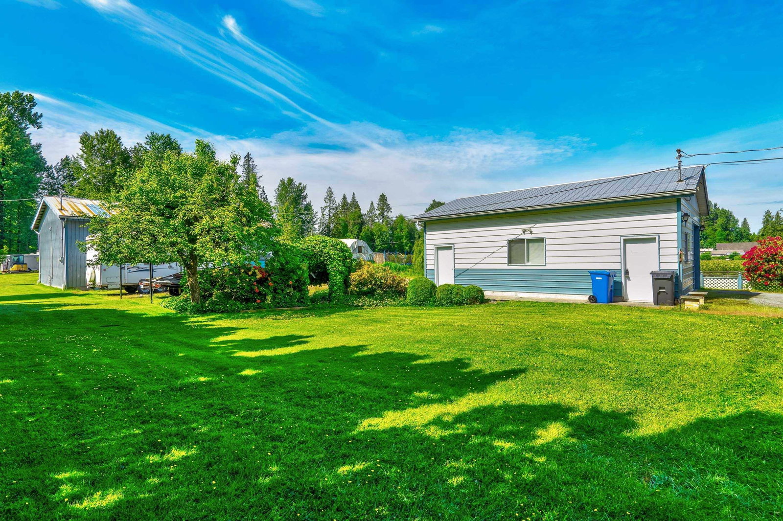 Listing Image 10