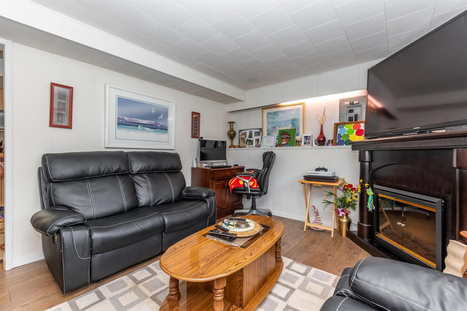 Listing Image 14