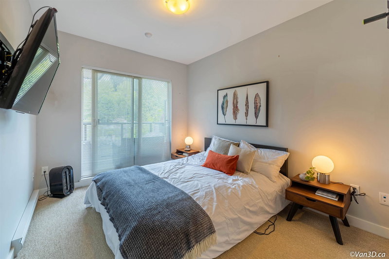 315 - 1330 Marine Drive, North Vancouver, V7P 1T4 | Image 2