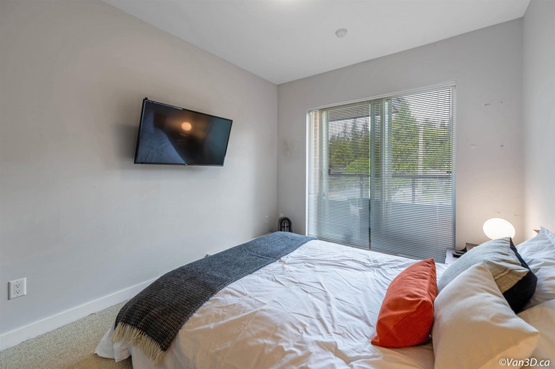 315 - 1330 Marine Drive, North Vancouver, V7P 1T4 | Image 3