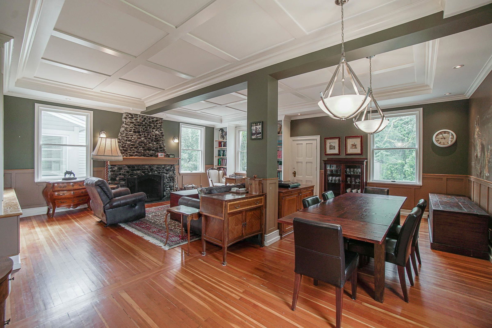 Listing Image 9