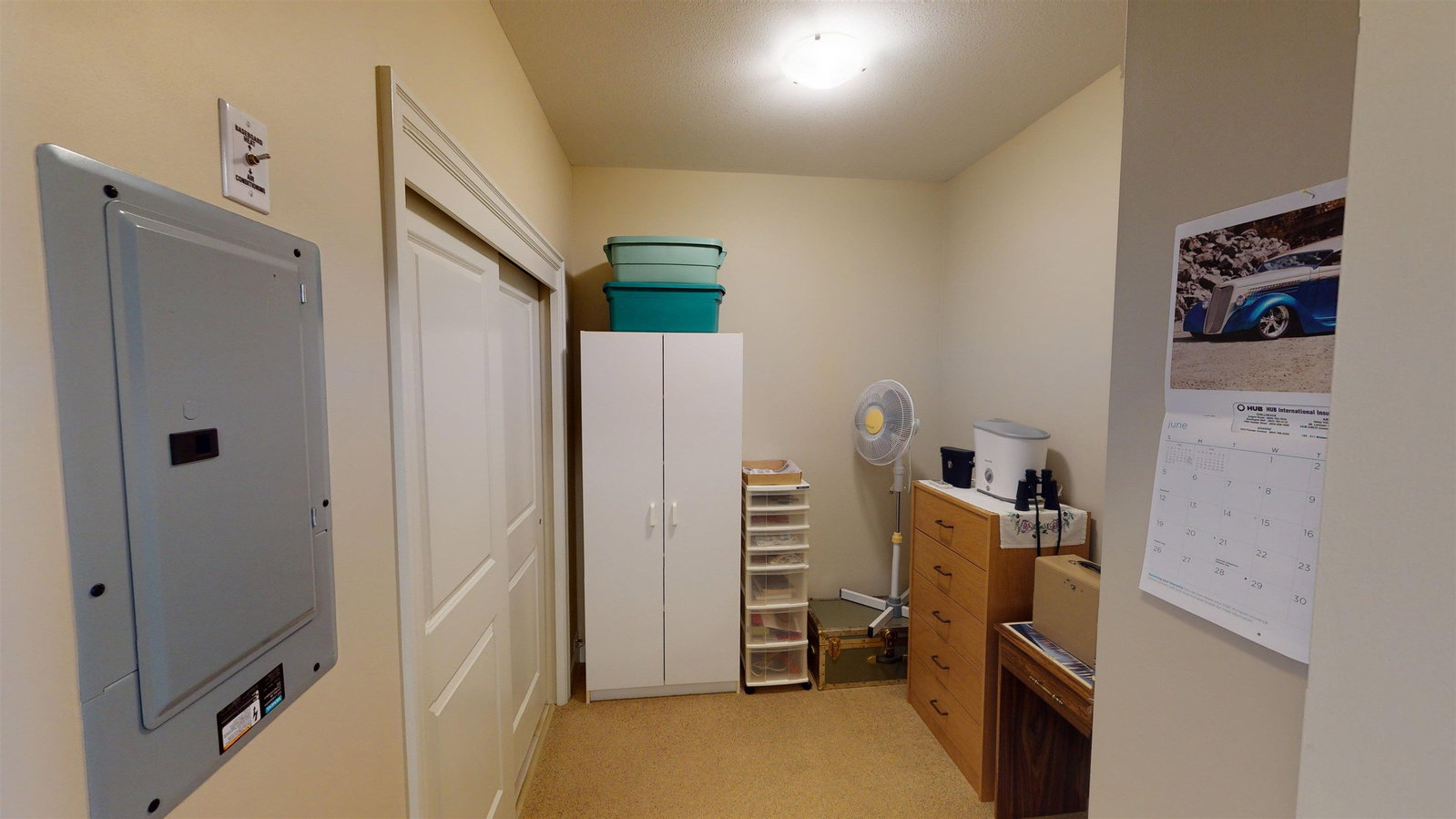 Listing Image 9