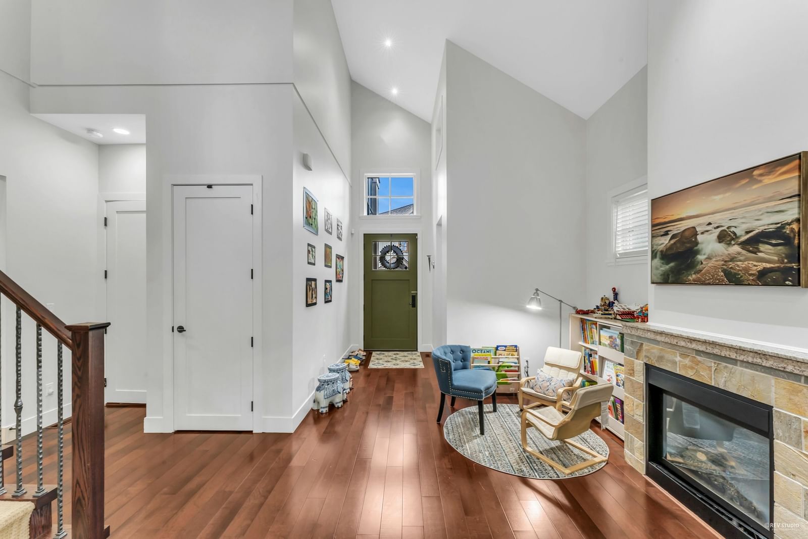 Listing Image 9