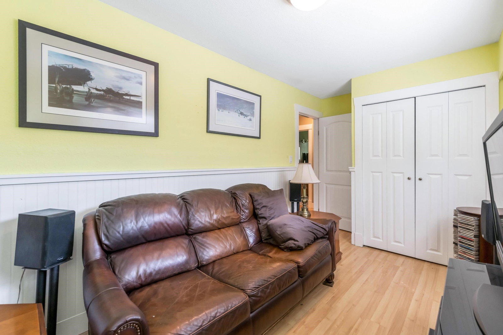 Listing Image 16