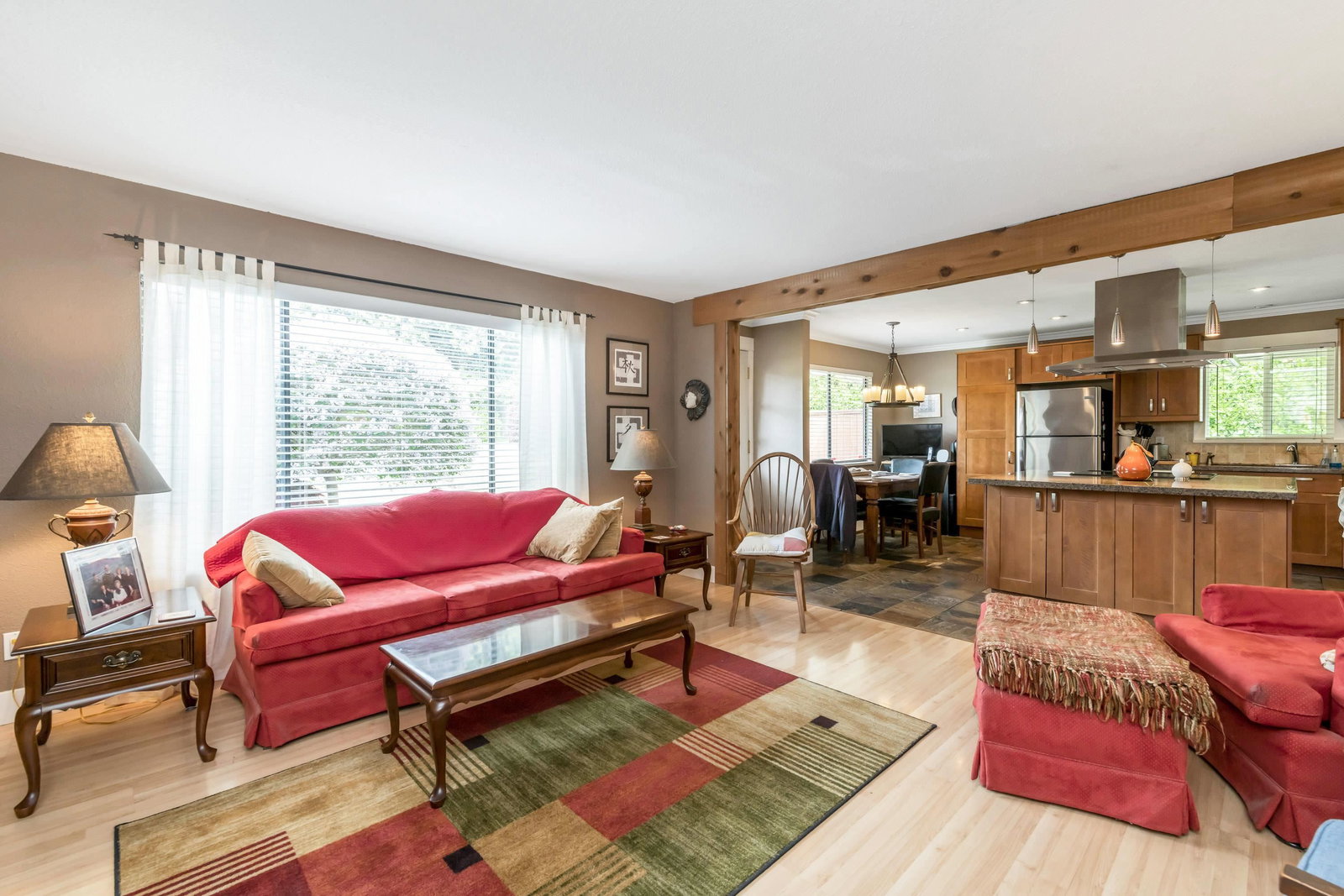 Listing Image 6