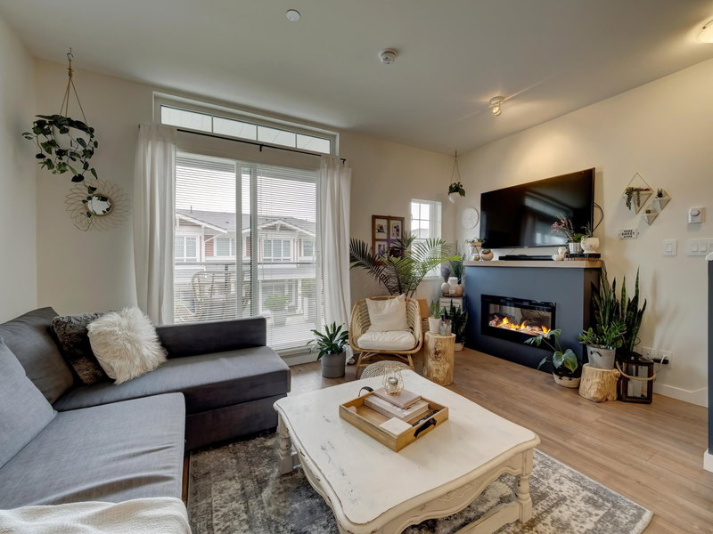 5934 Oldmill Lane, Sechelt, V7Z 0S3 | Image 2