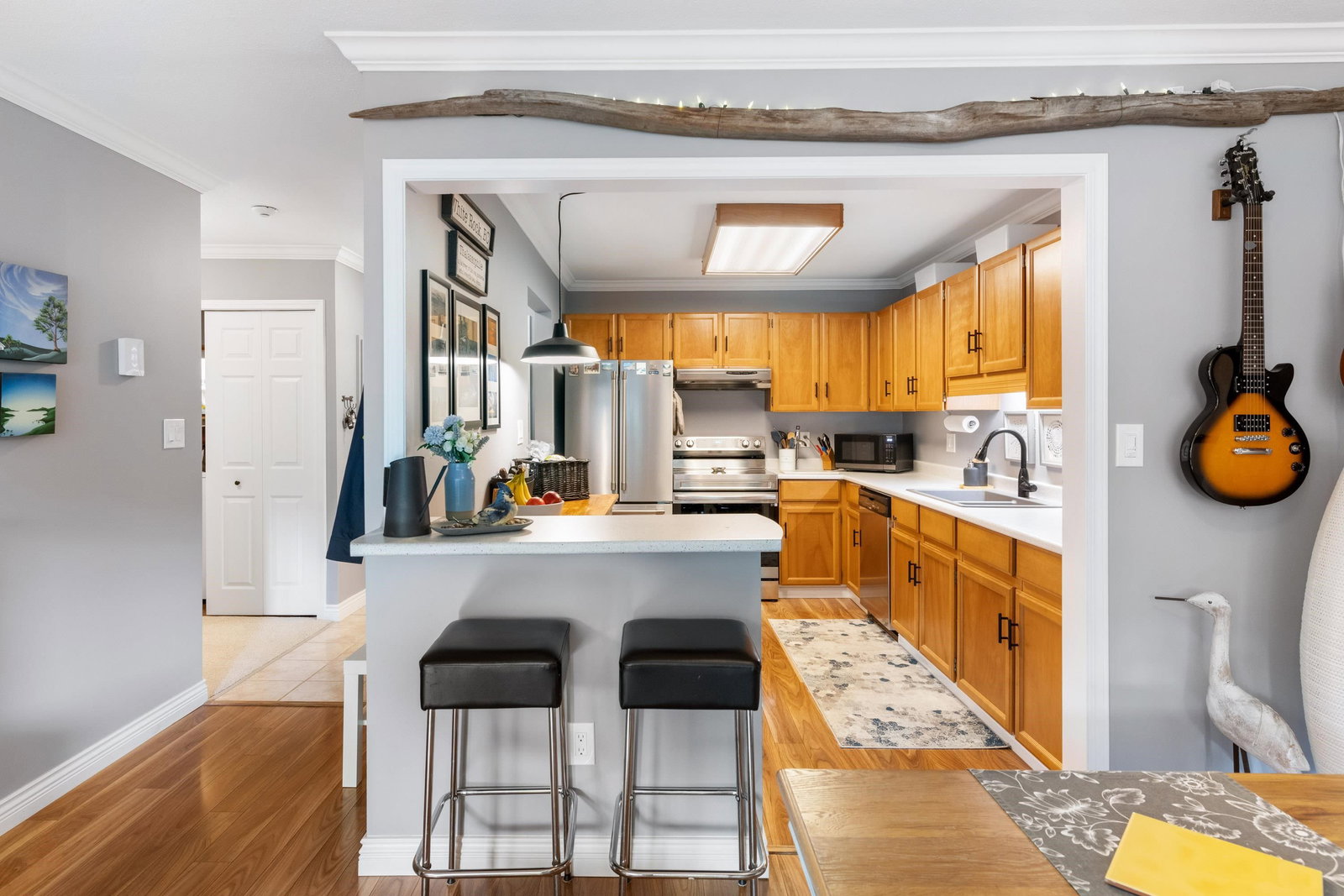 Listing Image 10
