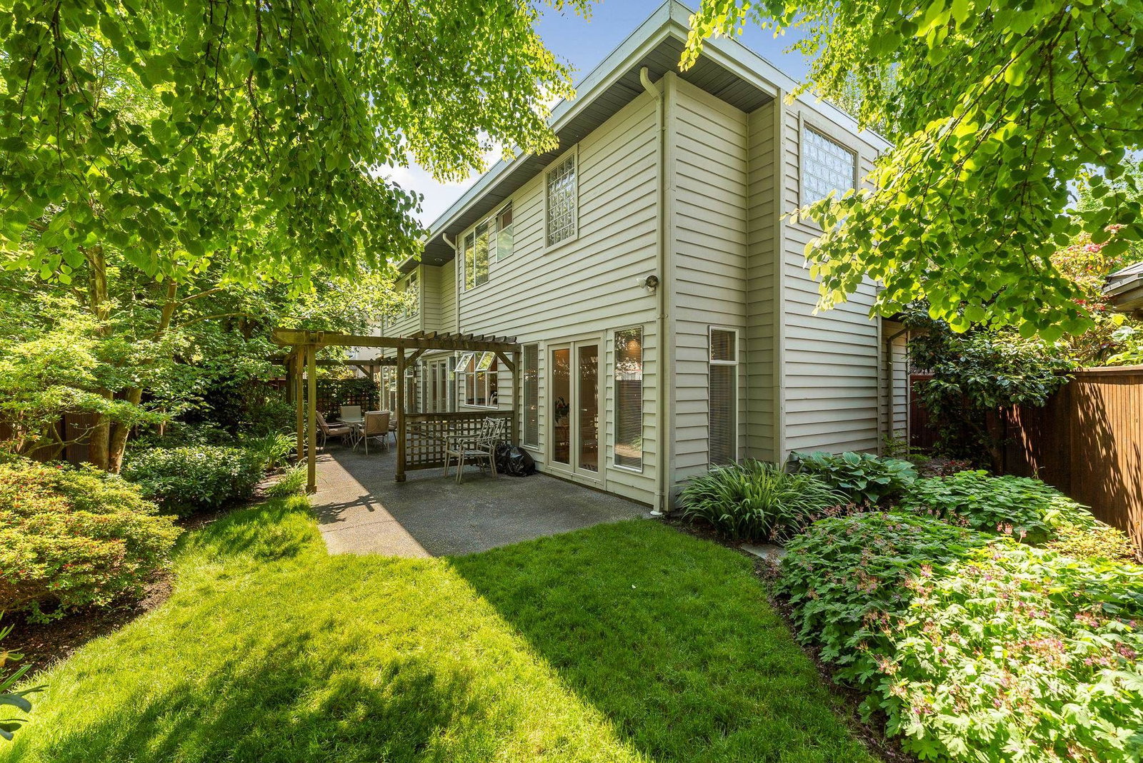 Listing Image 9