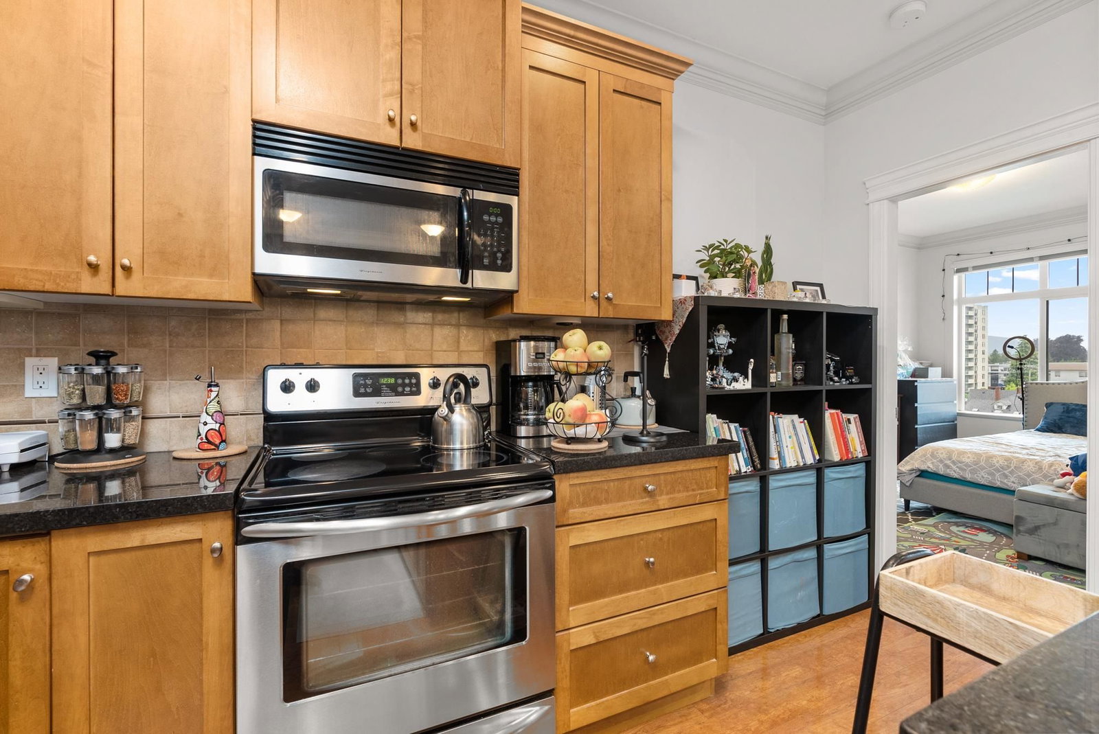 Listing Image 19
