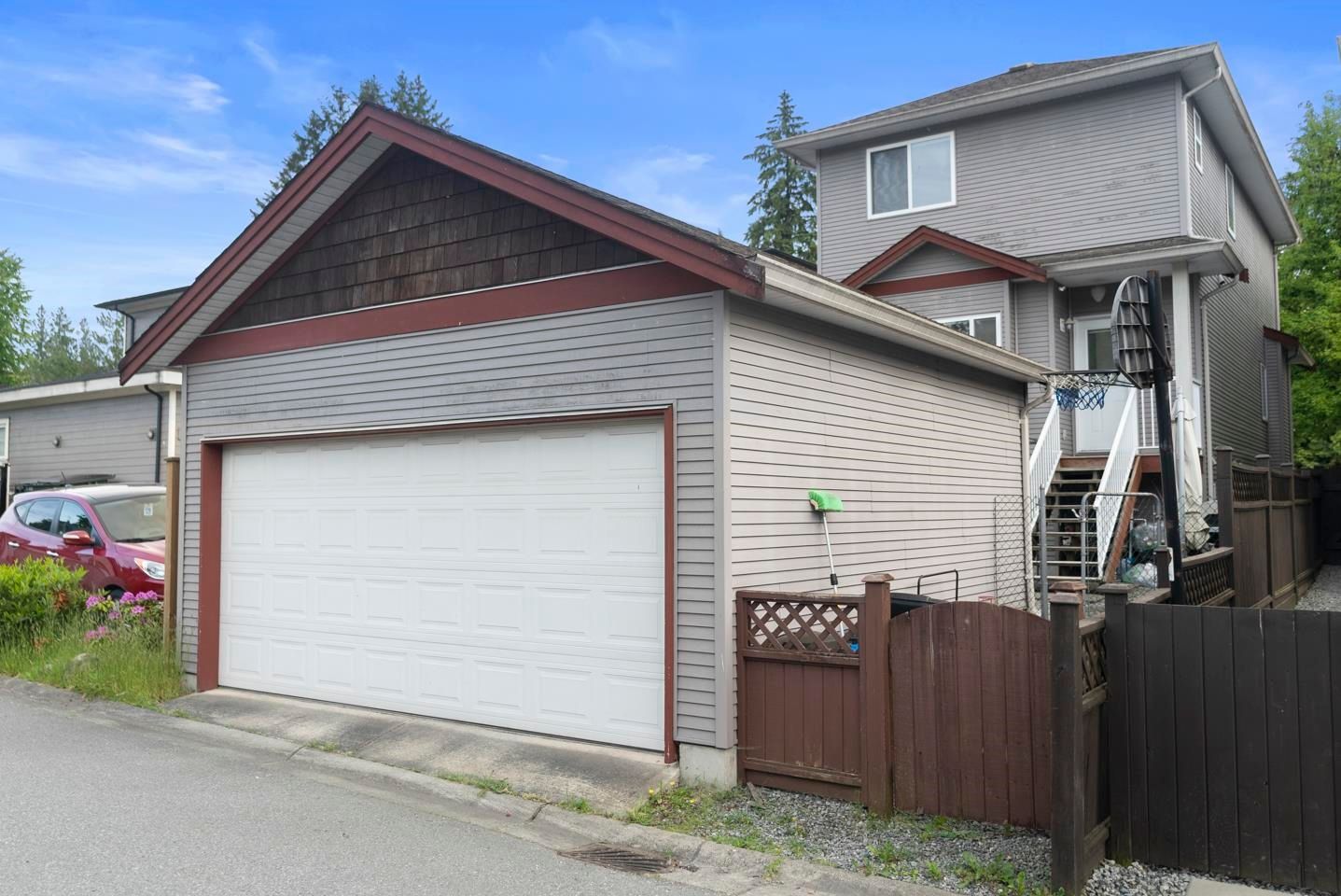 Listing Image 28