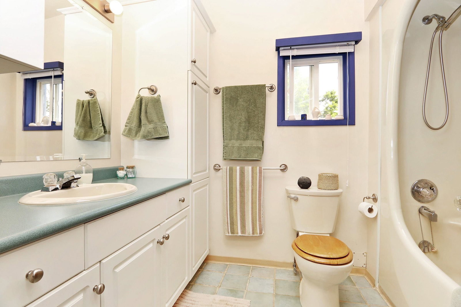 Listing Image 19