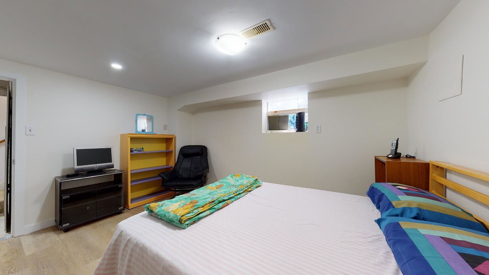 Listing Image 22