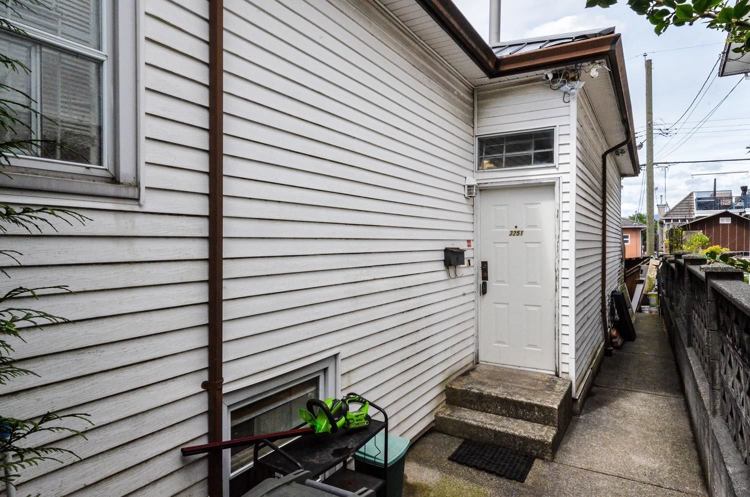 Listing Image 29
