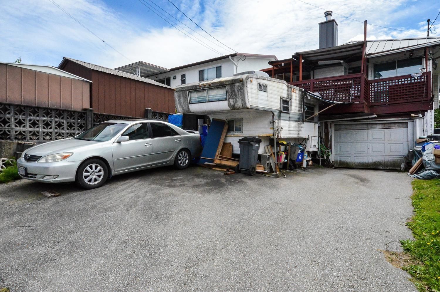 Listing Image 33