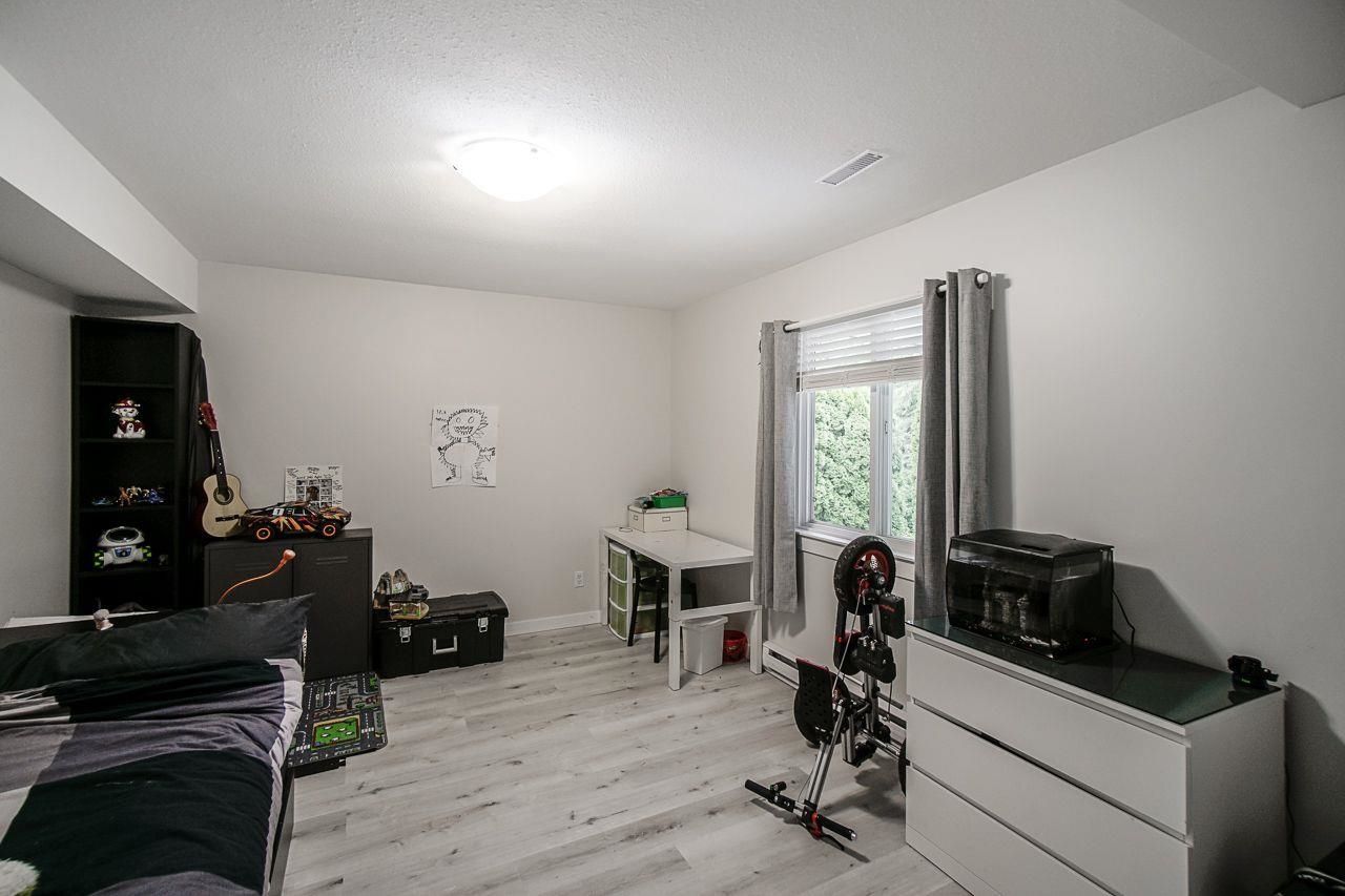 Listing Image 28
