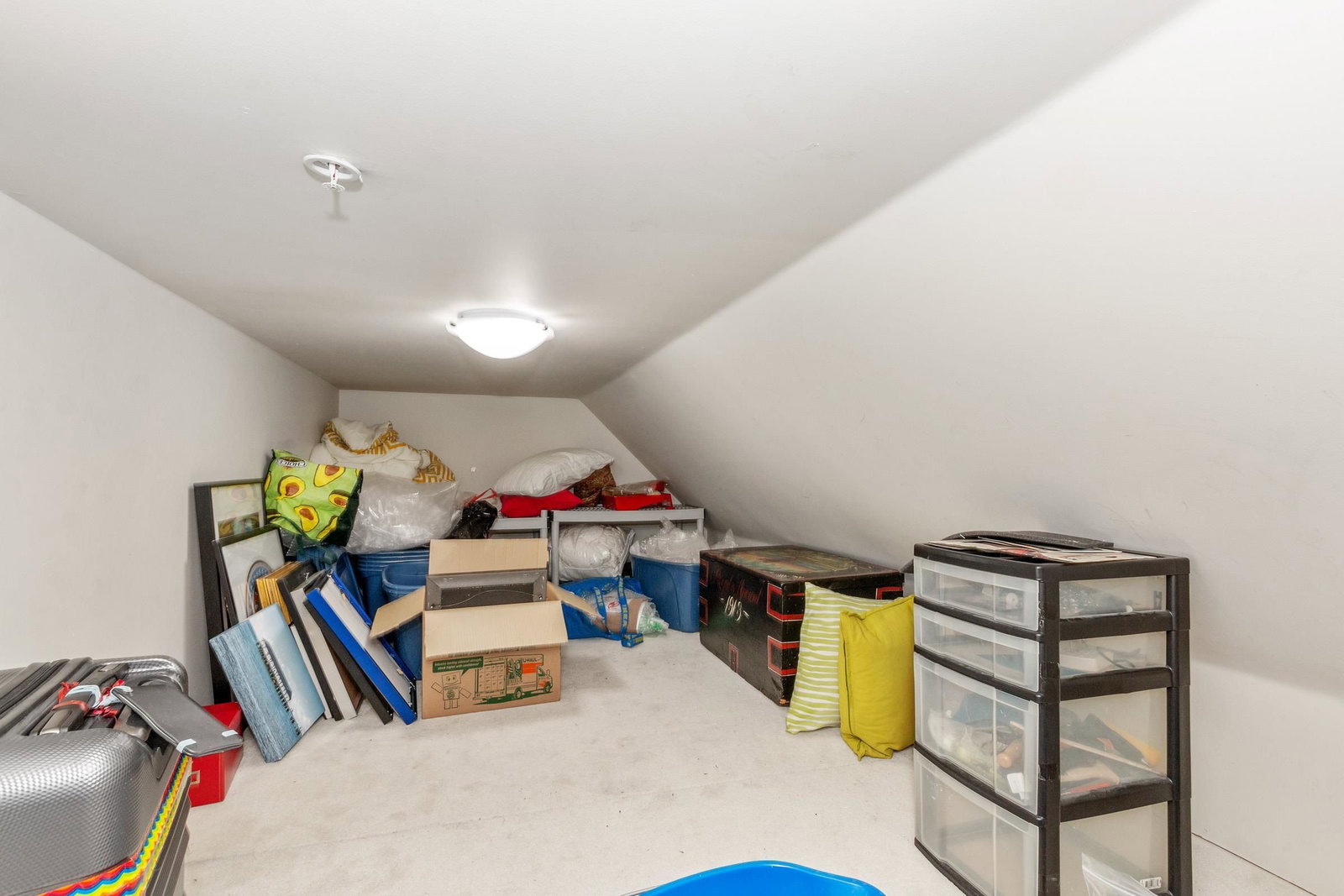 Listing Image 27