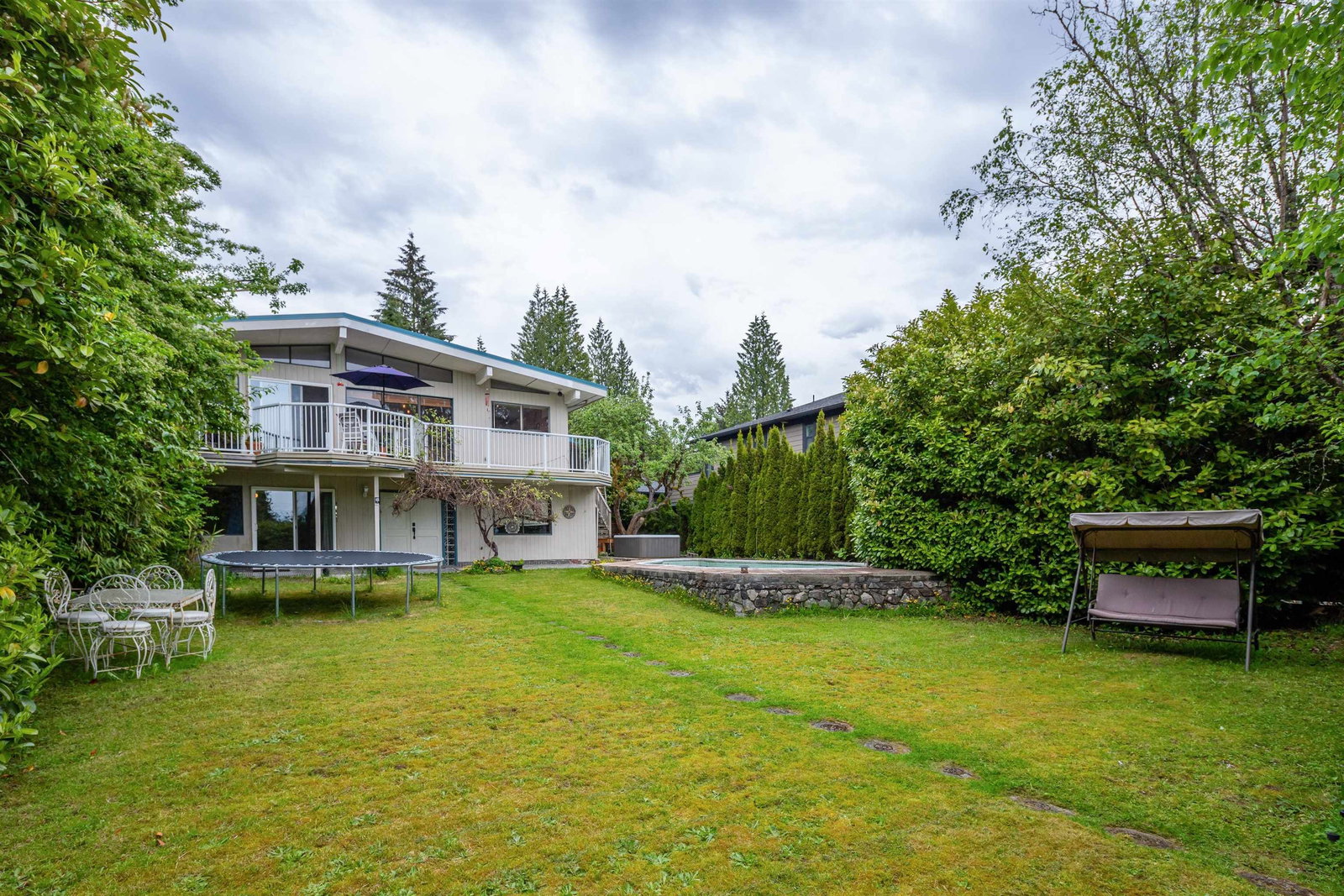 Listing Image 22