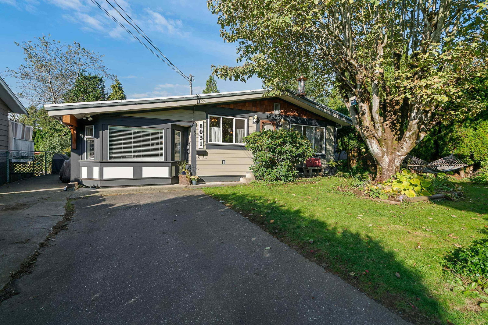 Listing Image 33
