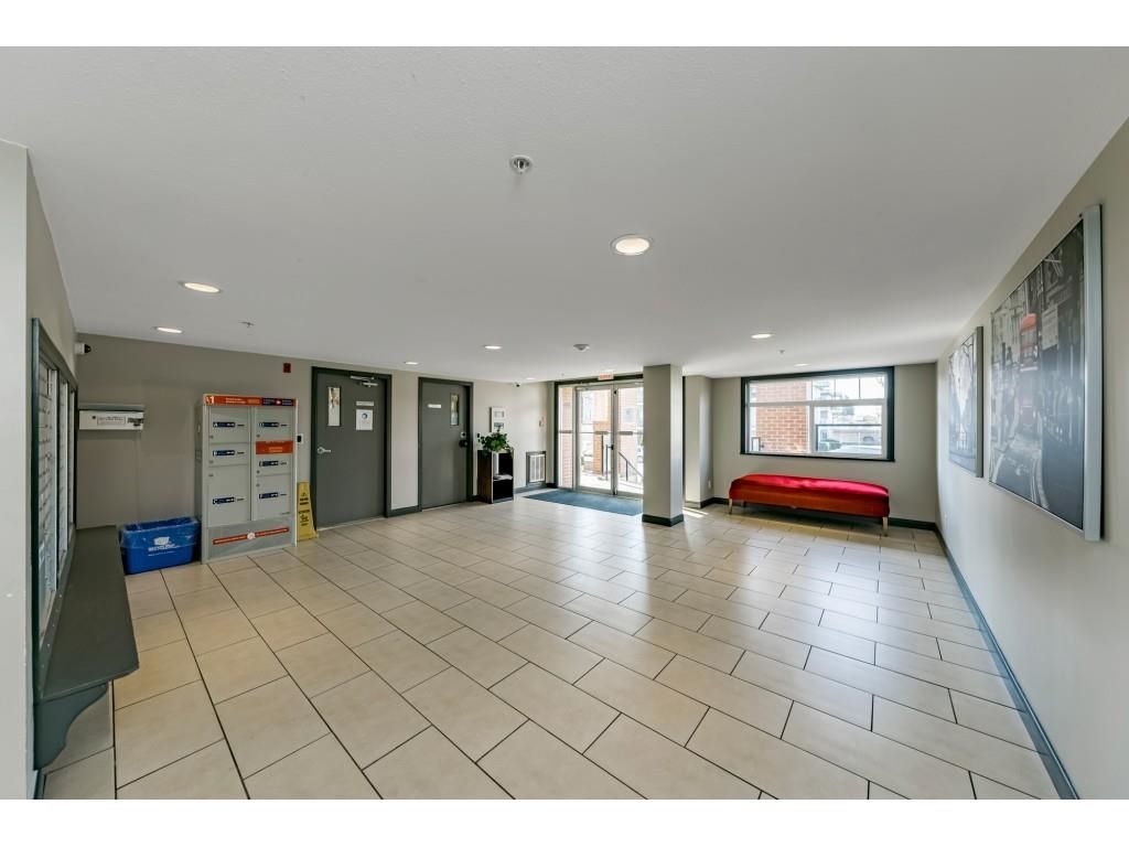 Listing Image 25
