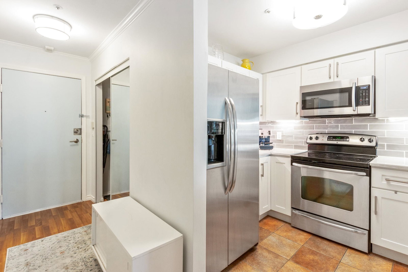 Listing Image 10