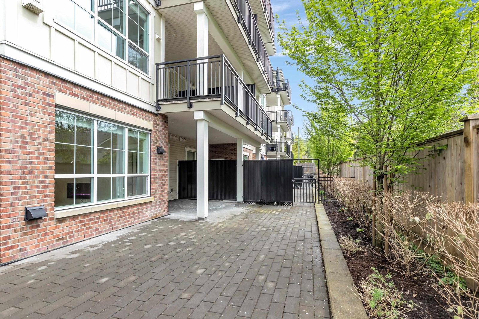 Listing Image 14