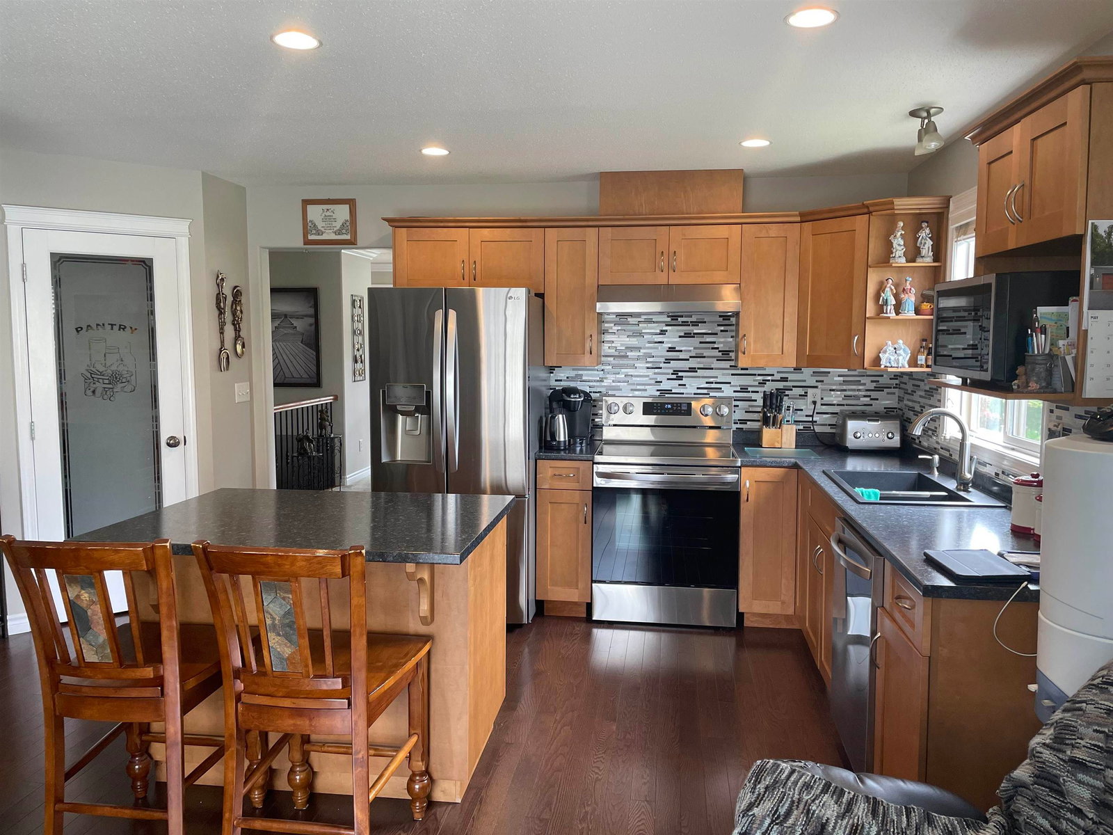 Listing Image 14