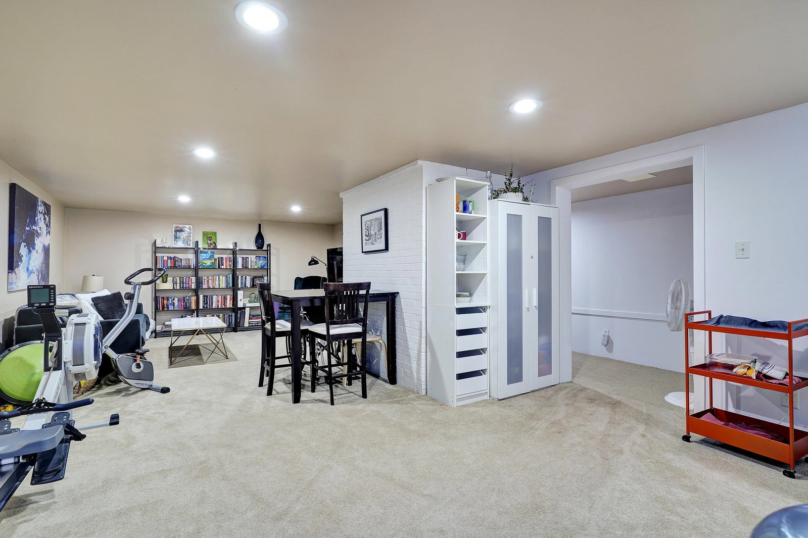 Listing Image 23